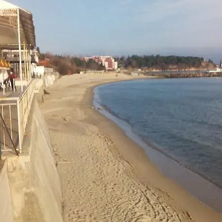 Apartment Studio Stoianovi *